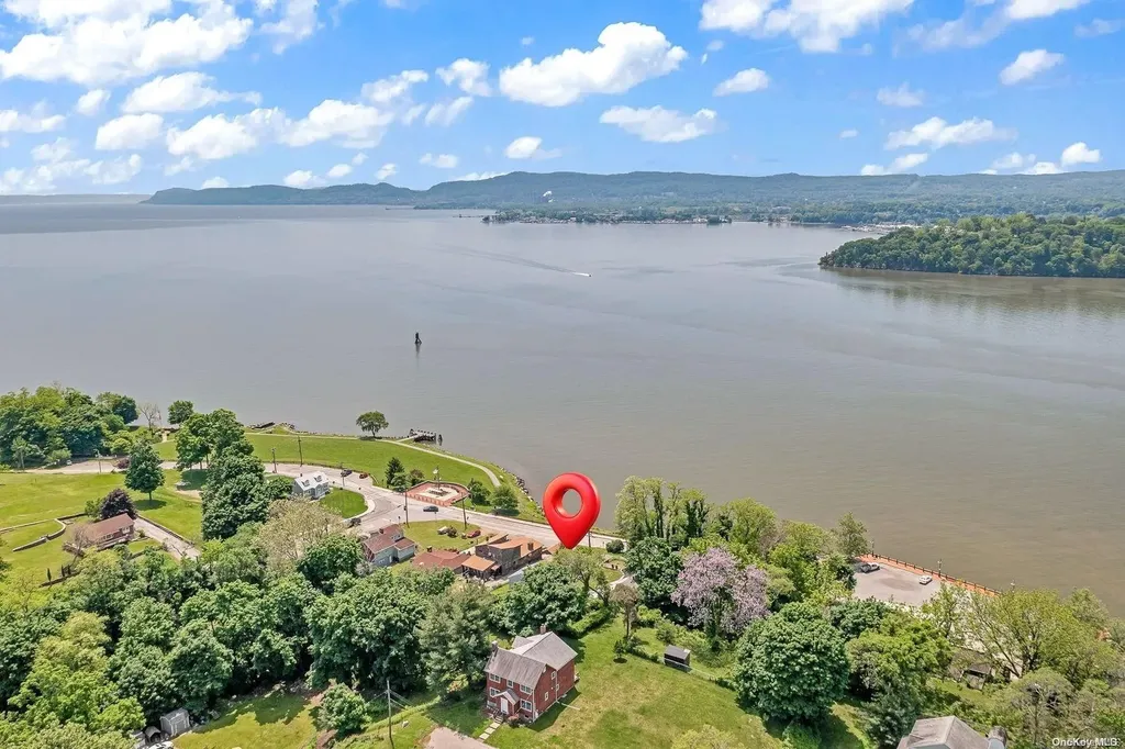 18 Hardie Street Cortlandt NY 10596