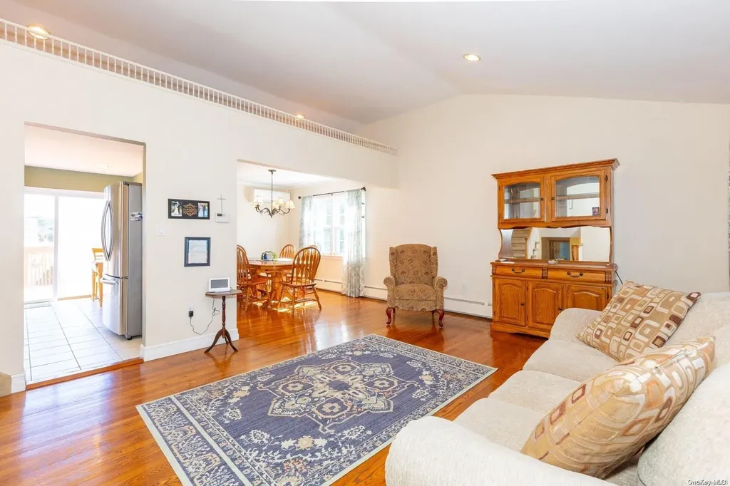 48 Stillwater Avenue Massapequa NY 11758