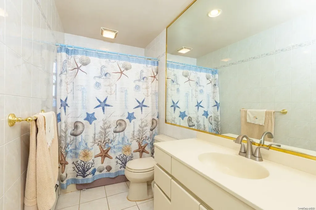 48 Stillwater Avenue Massapequa NY 11758