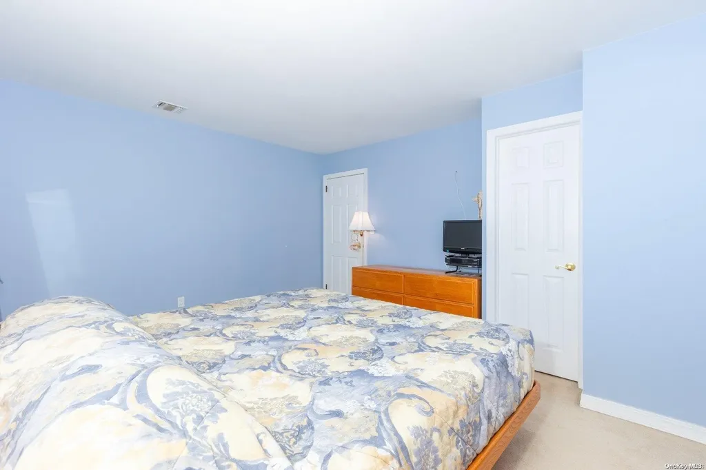 48 Stillwater Avenue Massapequa NY 11758