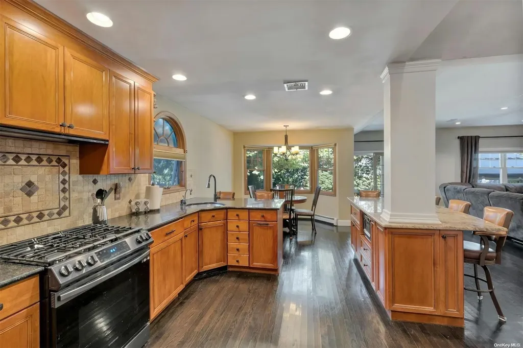 439 Spruce Avenue West Islip NY 11795
