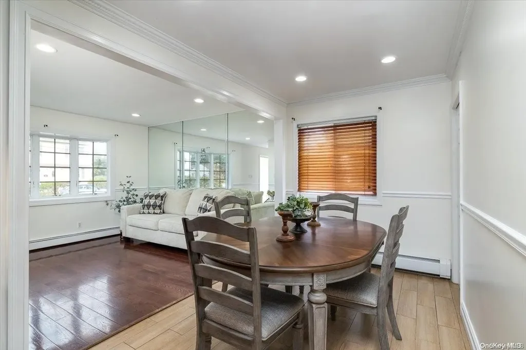 23 Leonard Place Amityville NY 11701