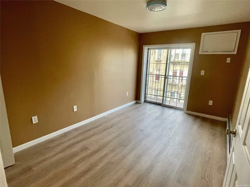 1179 Sutter Avenue Brooklyn NY 11208