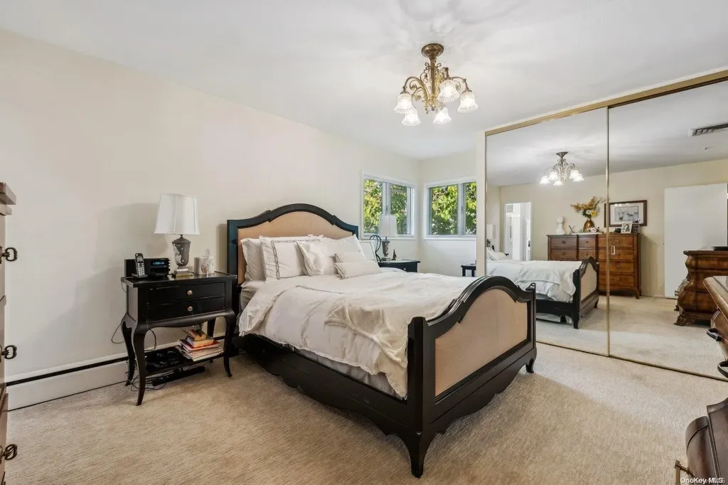 1959 Edward Lane Merrick NY 11566