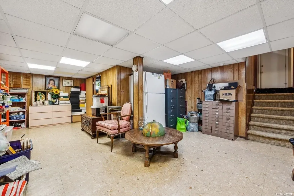1959 Edward Lane Merrick NY 11566