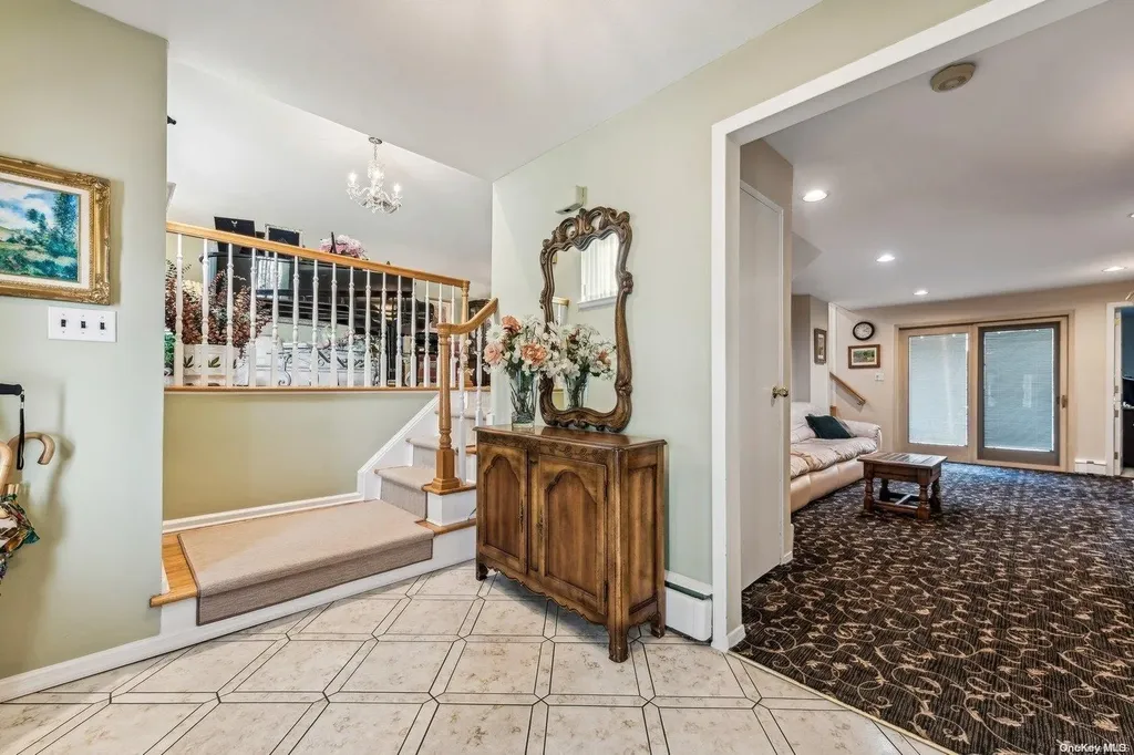 1959 Edward Lane Merrick NY 11566