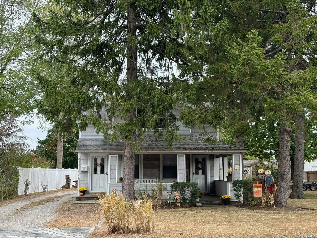 177 River Avenue Patchogue NY 11772