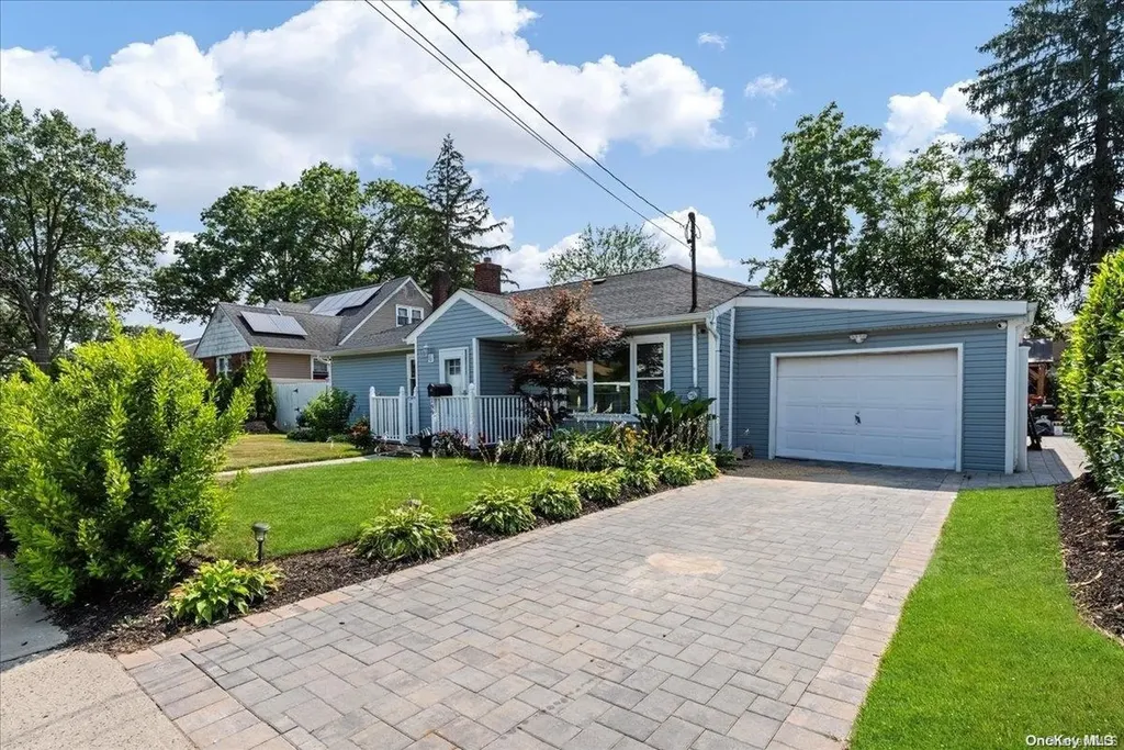 199 State Street Westbury NY 11590