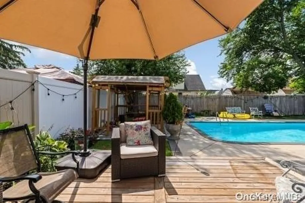 199 State Street Westbury NY 11590