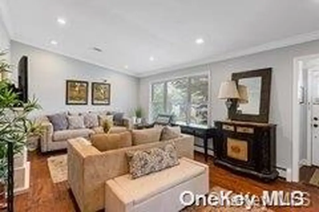 199 State Street Westbury NY 11590