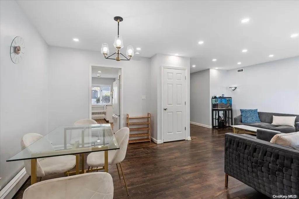 369 Island Avenue Woodmere NY 11598