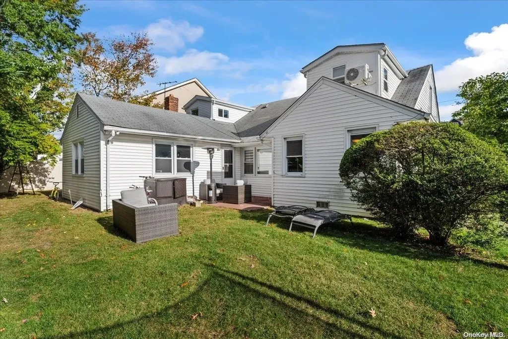 369 Island Avenue Woodmere NY 11598
