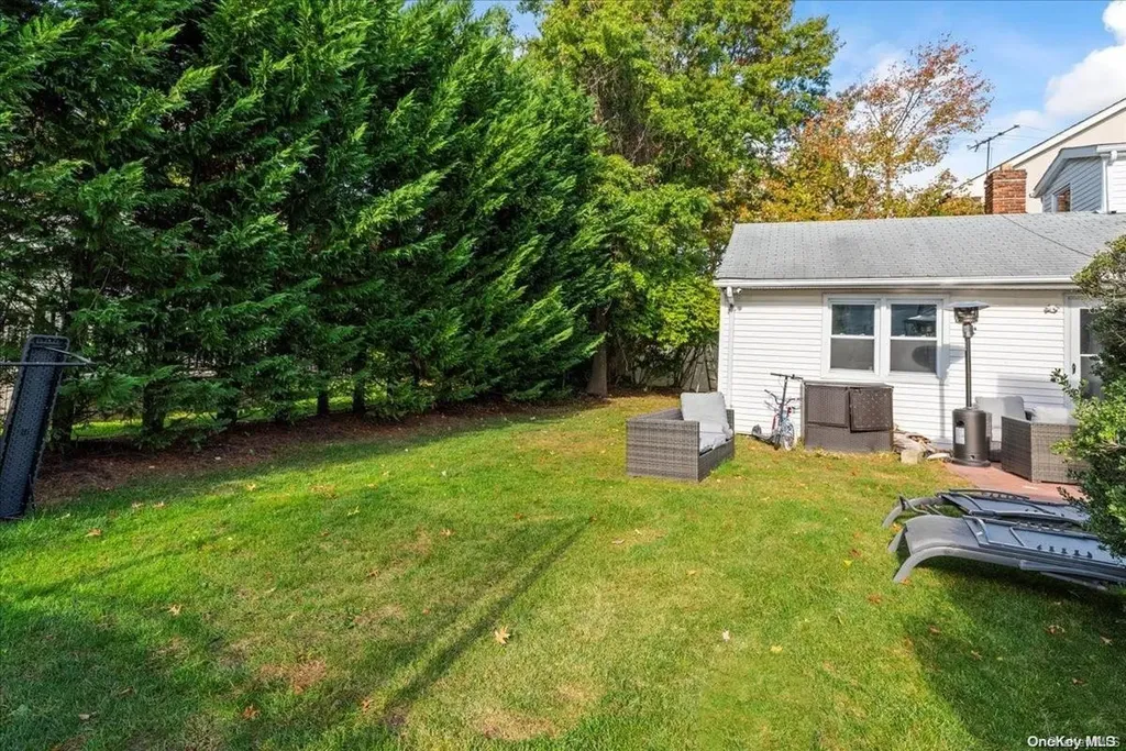 369 Island Avenue Woodmere NY 11598