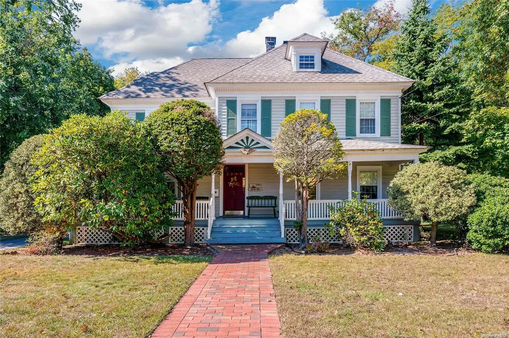 2590 Harrison Avenue Baldwin NY 11510