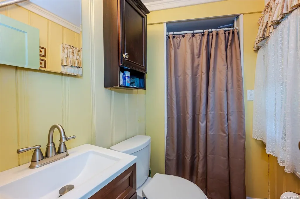 2590 Harrison Avenue Baldwin NY 11510