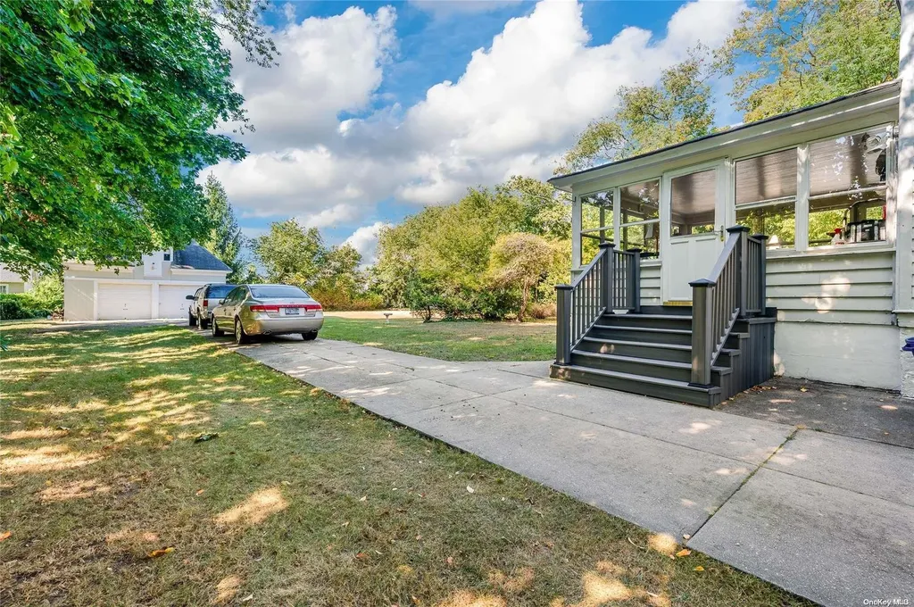 2590 Harrison Avenue Baldwin NY 11510