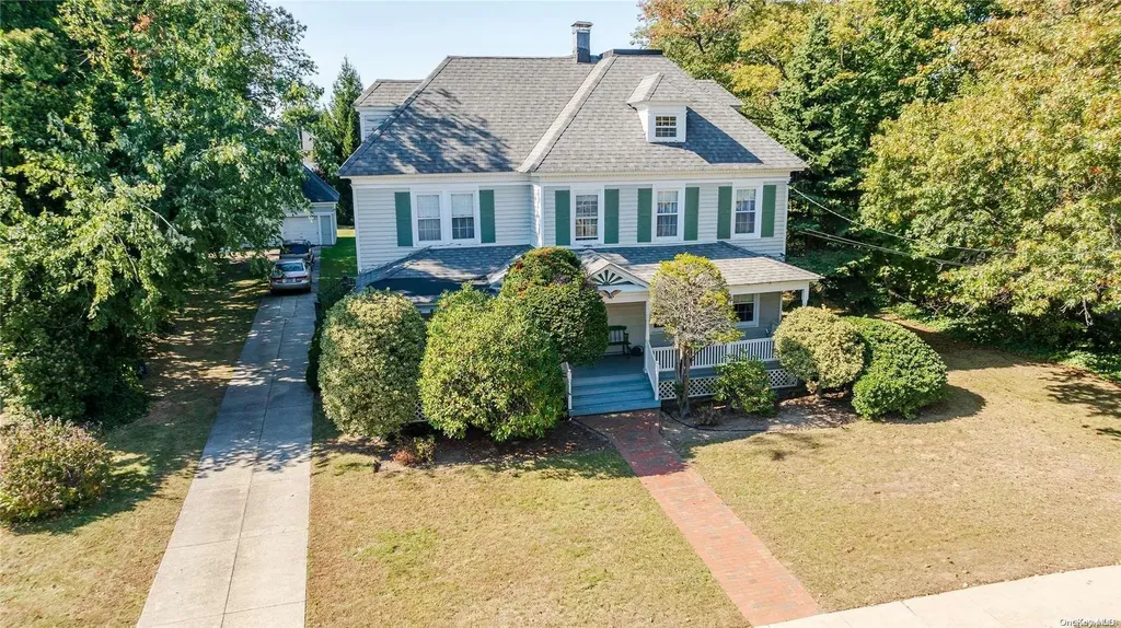 2590 Harrison Avenue Baldwin NY 11510