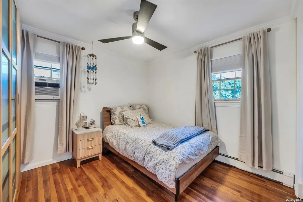 71 Avenue B Holbrook NY 11741