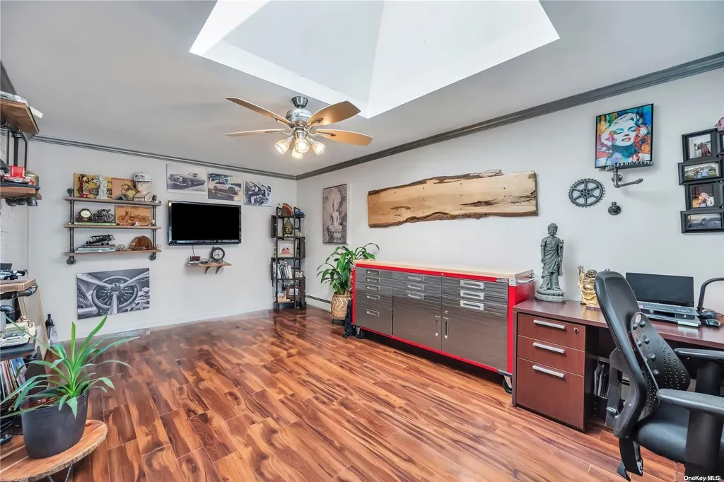 71 Avenue B Holbrook NY 11741