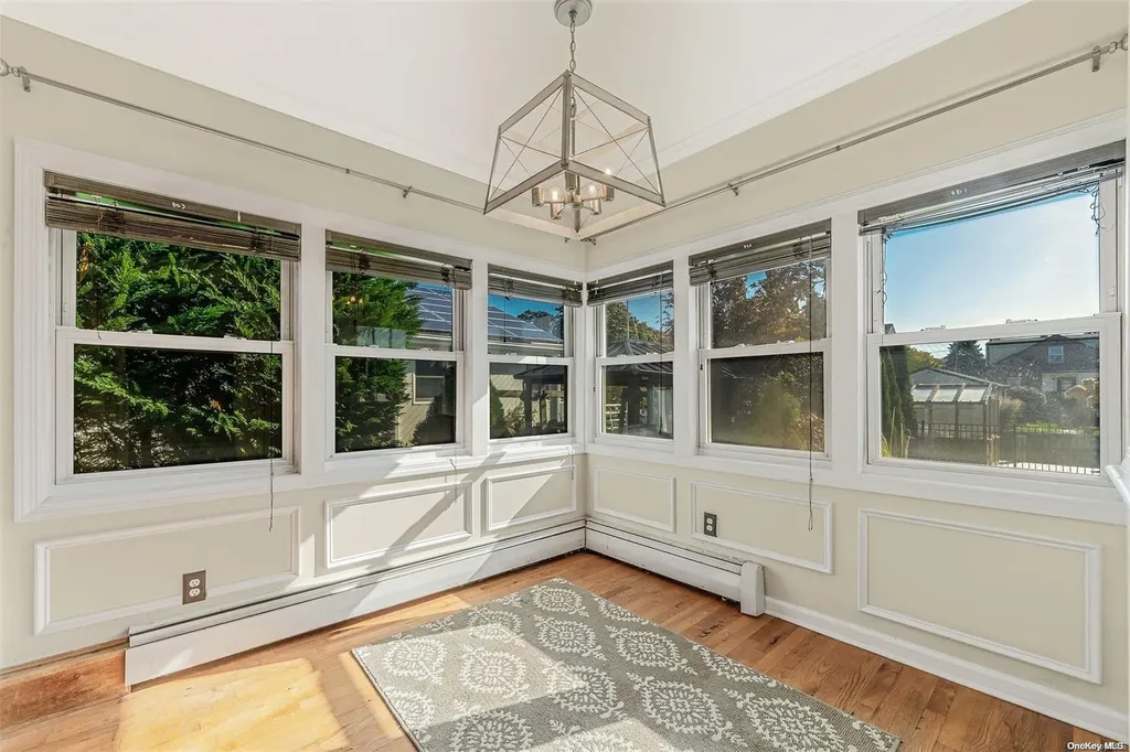 10 Stuart Avenue Amityville NY 11701