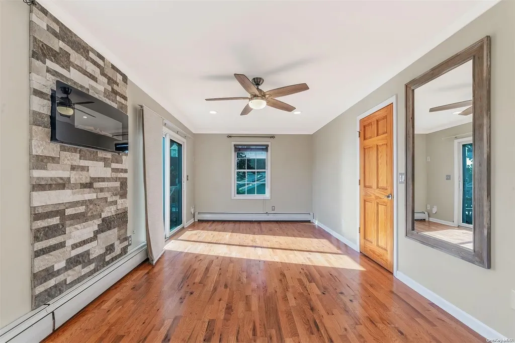 10 Stuart Avenue Amityville NY 11701