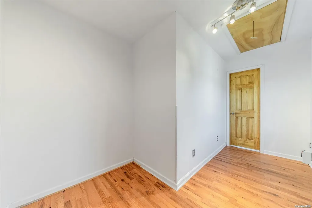 10 Stuart Avenue Amityville NY 11701
