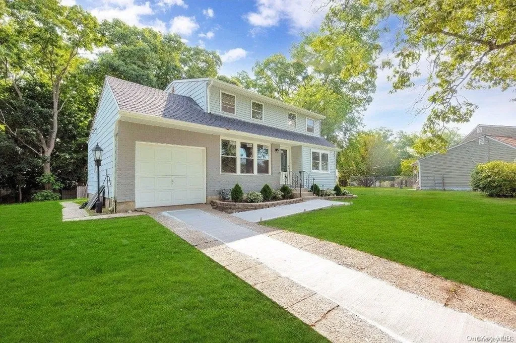 19 Clarkson Road Centereach NY 11720