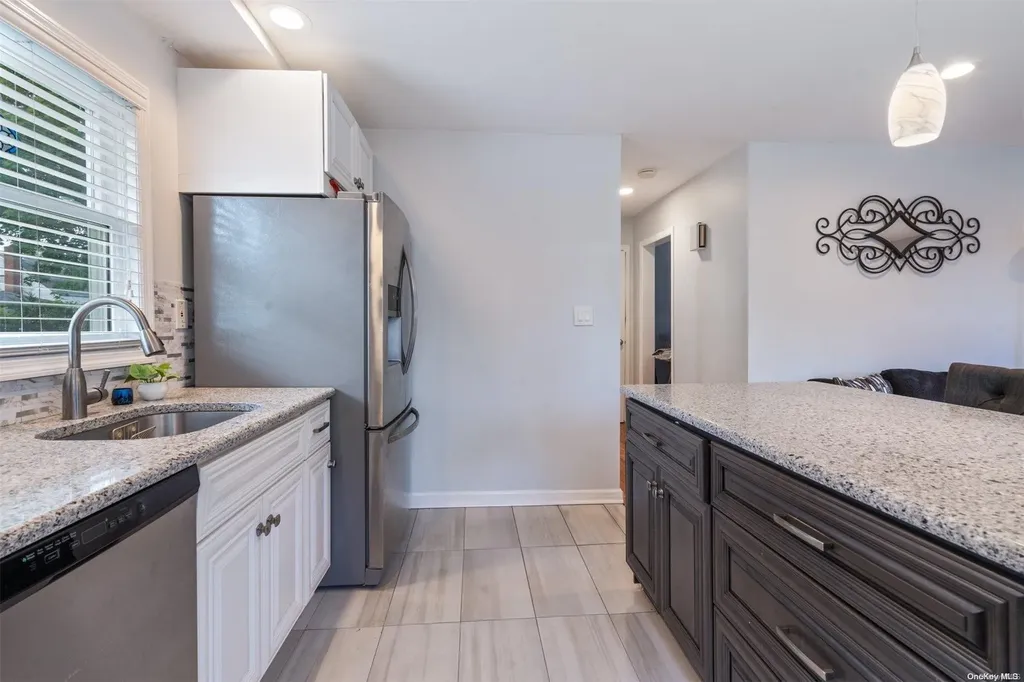 2 Wingate Road Valley Stream NY 11581