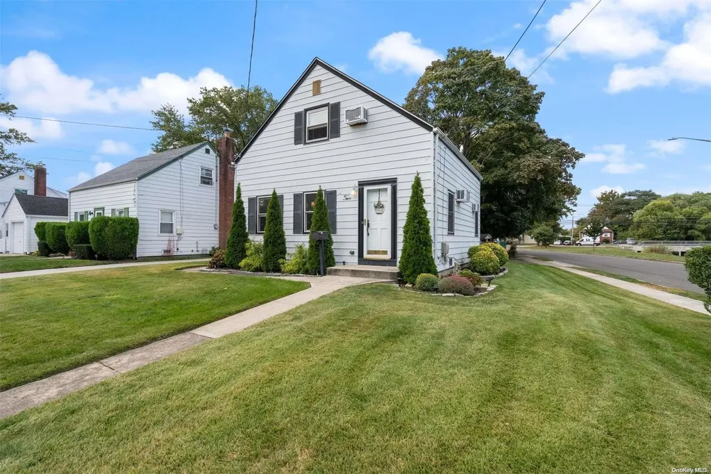 2 Wingate Road Valley Stream NY 11581