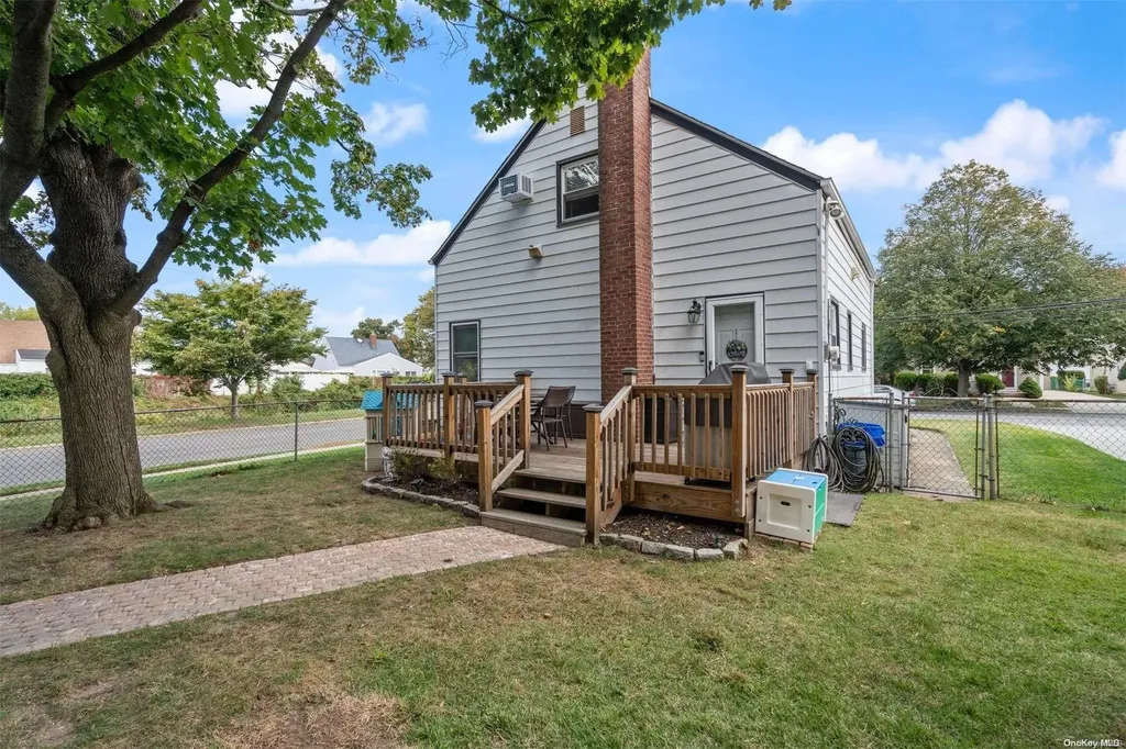 2 Wingate Road Valley Stream NY 11581