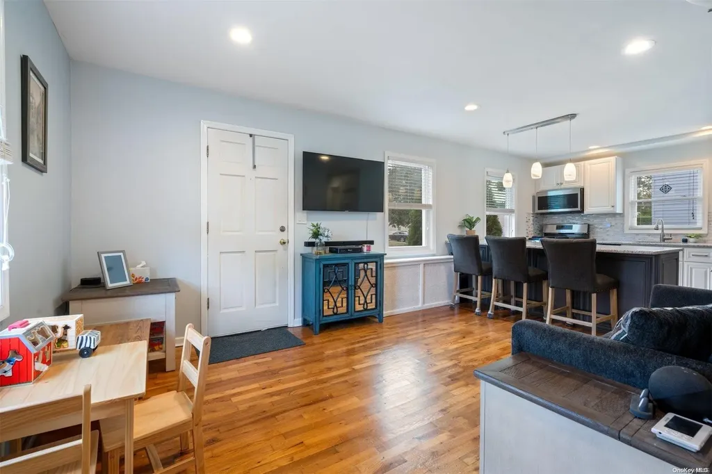 2 Wingate Road Valley Stream NY 11581