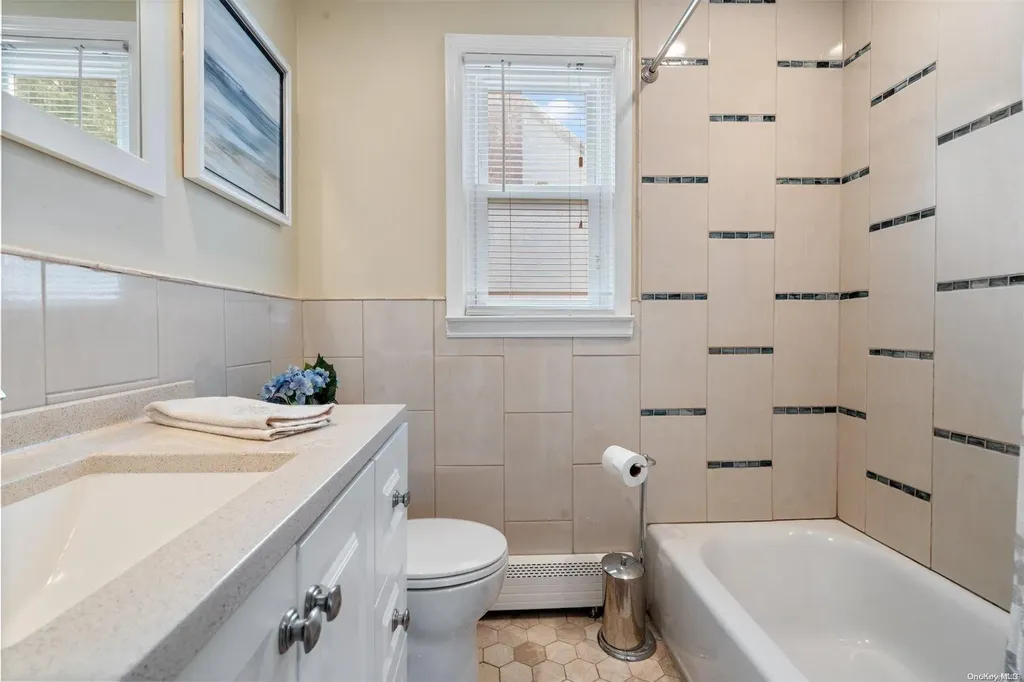 2 Wingate Road Valley Stream NY 11581