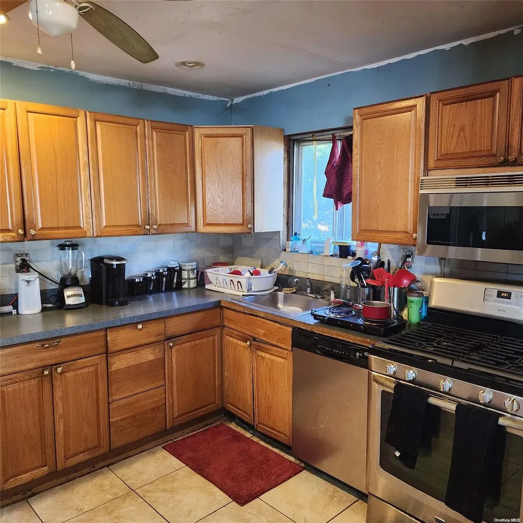 104 Frederick Avenue Babylon NY 11702