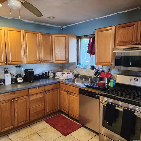 104 Frederick Avenue Babylon NY 11702