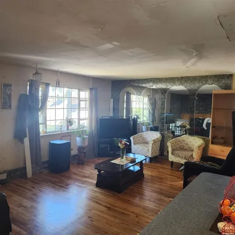 104 Frederick Avenue Babylon NY 11702