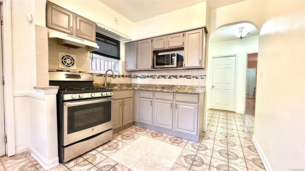 233 E 87th Street Brooklyn NY 11236
