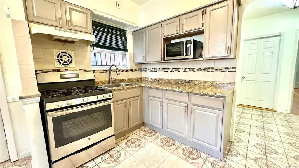 233 E 87th Street Brooklyn NY 11236