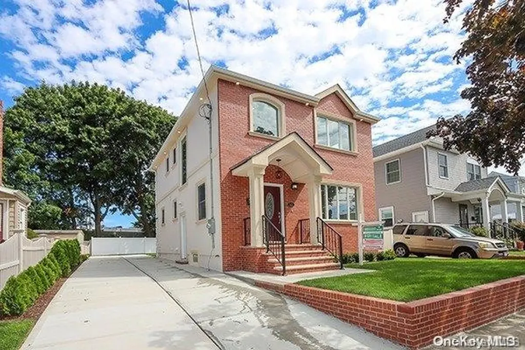 511 6th Avenue New Hyde Park NY 11040