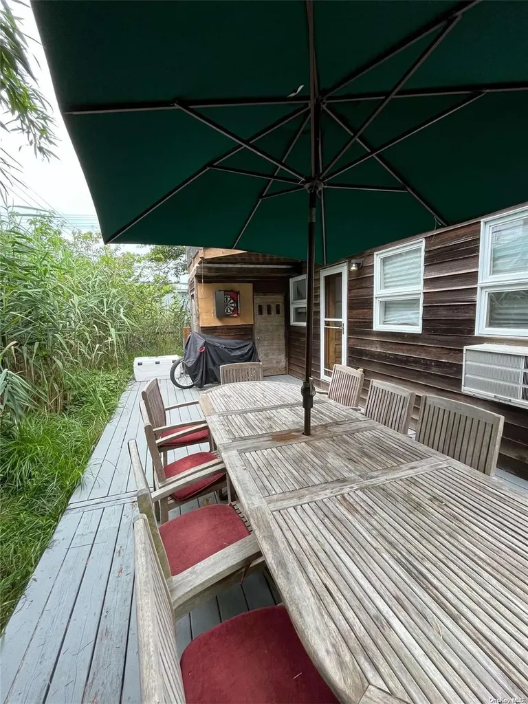197 Cottage Walk Ocean Beach NY 11770