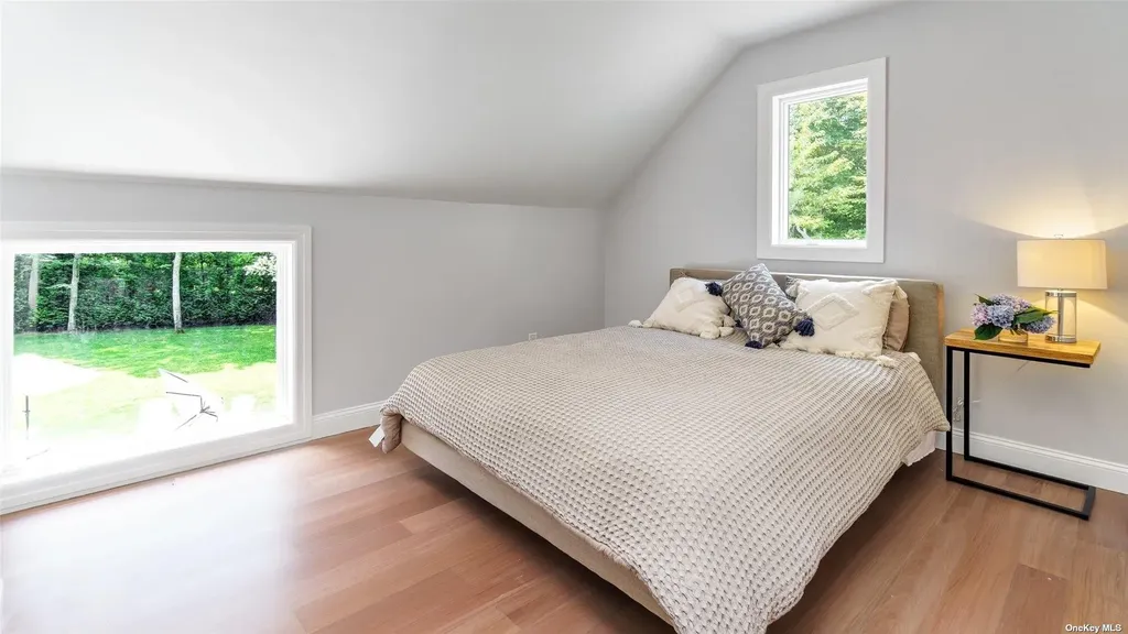 4 Scrimshaw Drive Southampton NY 11968