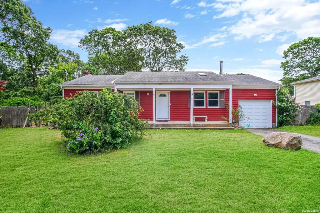 42 Robinwood Drive Mastic Beach NY 11951