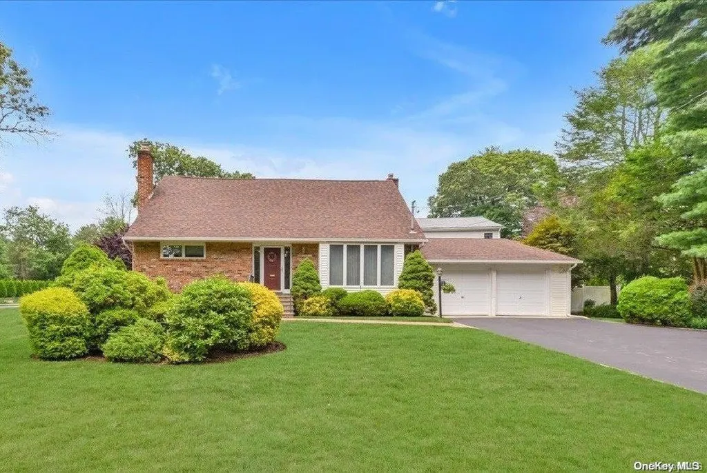 12 Glen Avenue Glen Head NY 11545