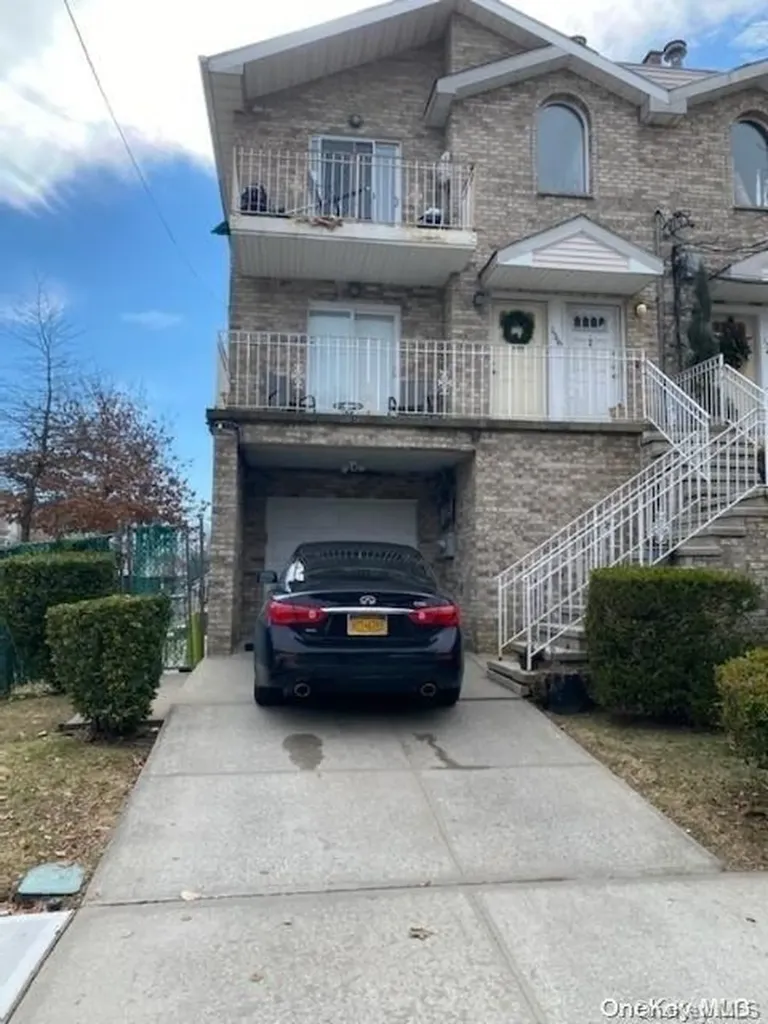2590 Miles Avenue Bronx NY 10465
