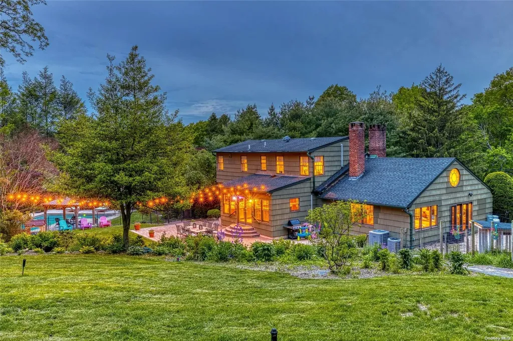 20 Northfield Drive Northport NY 11768