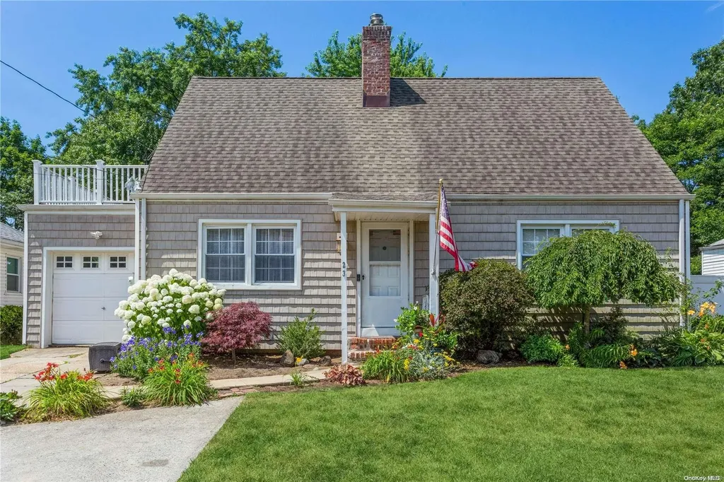 23 Avon Road Hewlett NY 11557