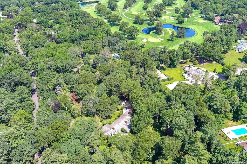 110 Wheatley Road Old Westbury NY 11568