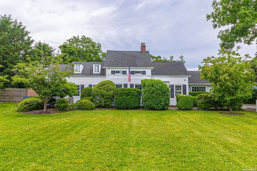 57 S Bay Avenue Islip NY 11751