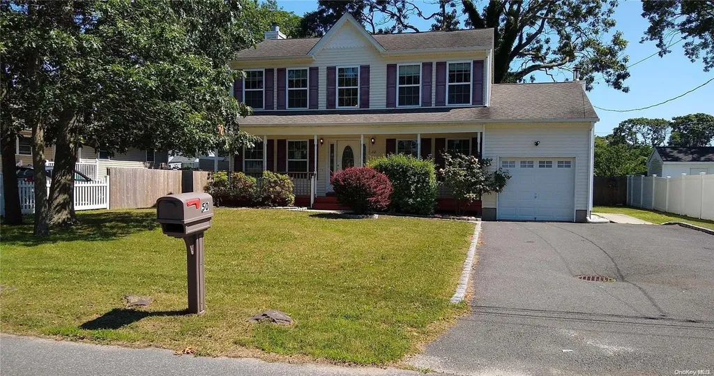 50 Harrison Drive Shirley NY 11967