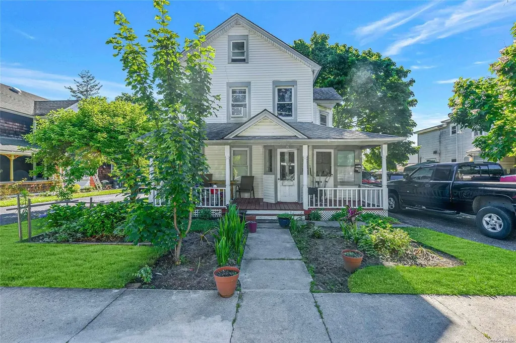 115 Maple Avenue Patchogue NY 11772