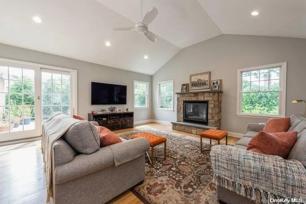 3494 Stephen Lane Wantagh NY 11793